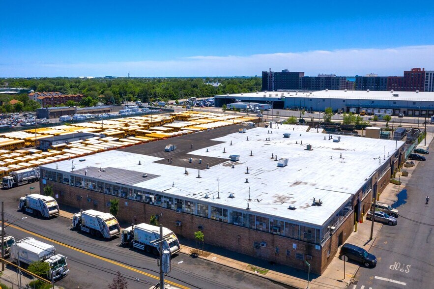 Primary Photo Of 606 Cozine Ave, Brooklyn Warehouse For Lease