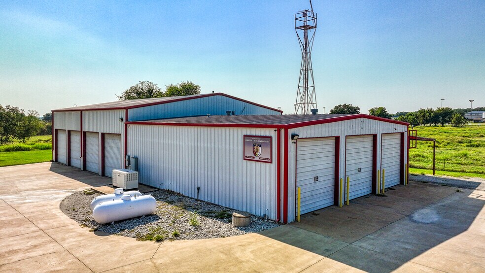 More Photos Of 221 Judd St, Weatherford Flex For Sale