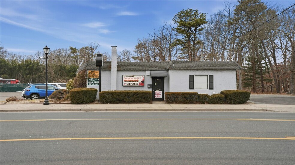 More Photos Of , Medford General Retail For Sale