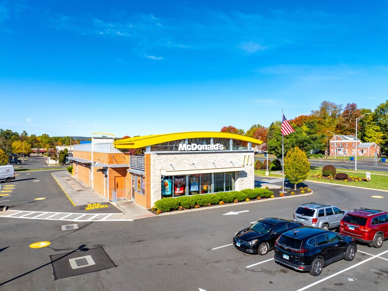 More Photos Of McDonalds, Bloomfield Fast Food For Sale