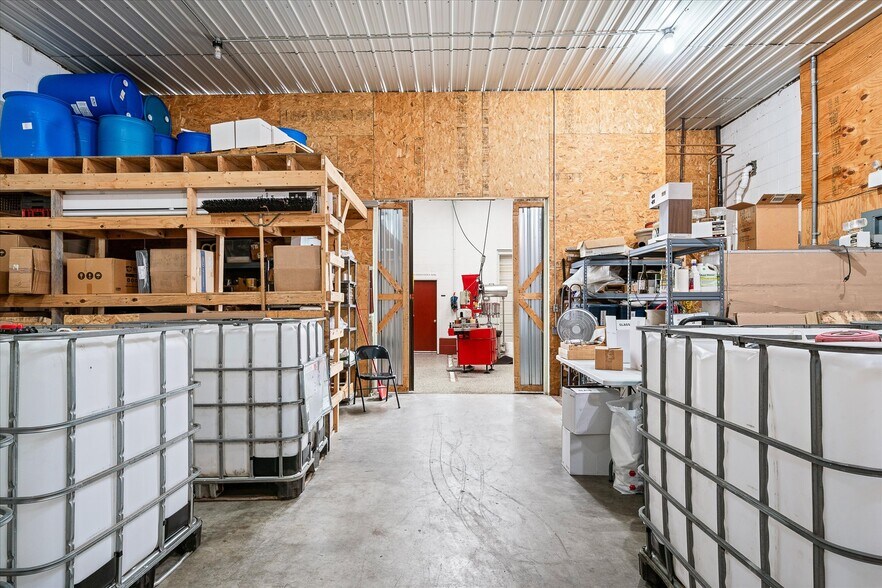 More Photos Of 78 Chestnut Hill Rd, Crossville Freestanding For Sale