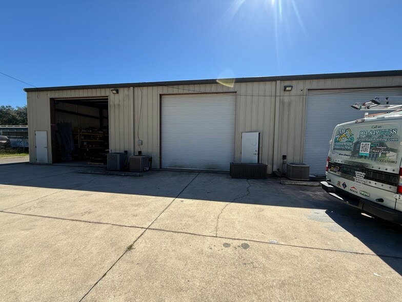 More Photos Of 85107 Commercial Park Dr, Yulee Warehouse For Lease