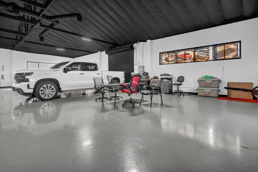 More Photos Of 13851-13861 Harbor Boulevard, Garden Grove Auto Dealership For Lease