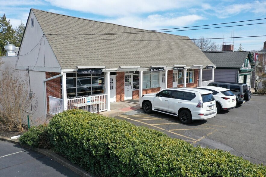 More Photos Of 40 S Main St, Yardley Storefront Retail Office For Lease