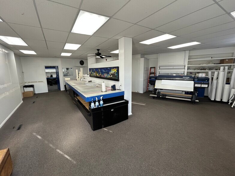 More Photos Of 497 Broadway, Somerville Flex For Lease