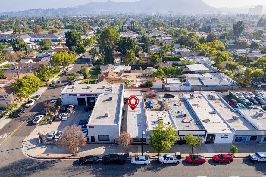 More Photos Of 2304-2306 Burbank blvd, Burbank Office Residential For Sale