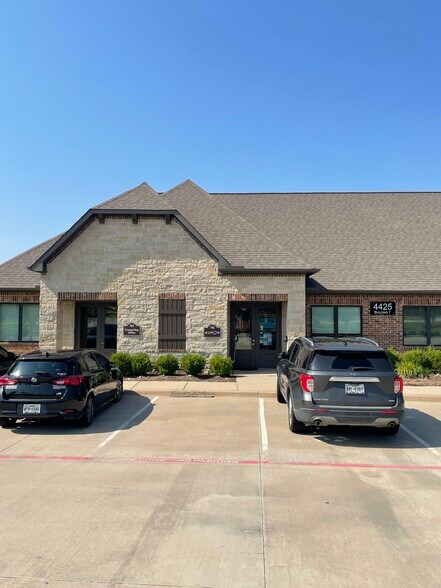 More Photos Of 4425 Plano Pky, Carrollton Office For Sale