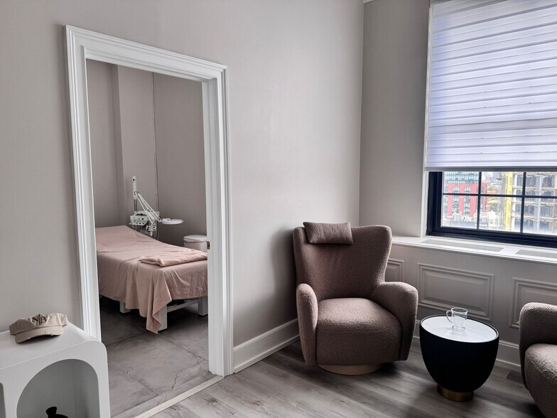 More Photos Of 35 Journal Sq, Jersey City Medical For Lease