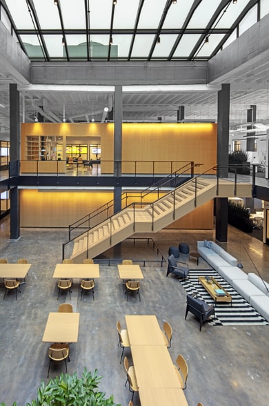 More Photos Of 900 N Tucker Blvd, Saint Louis Office For Lease