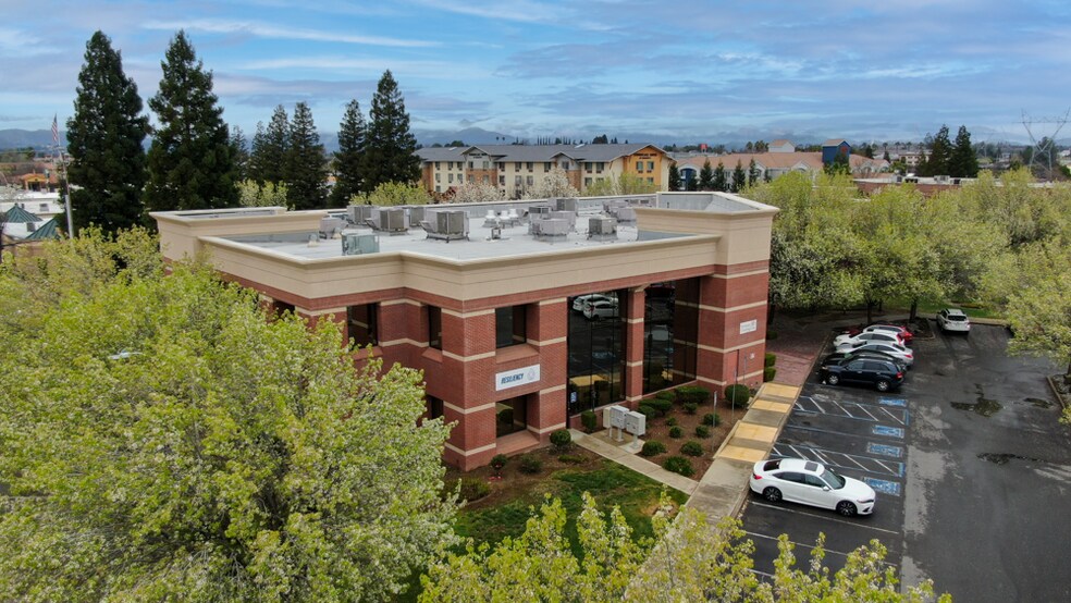 More Photos Of 2195 Larkspur Ln, Redding Office For Sale