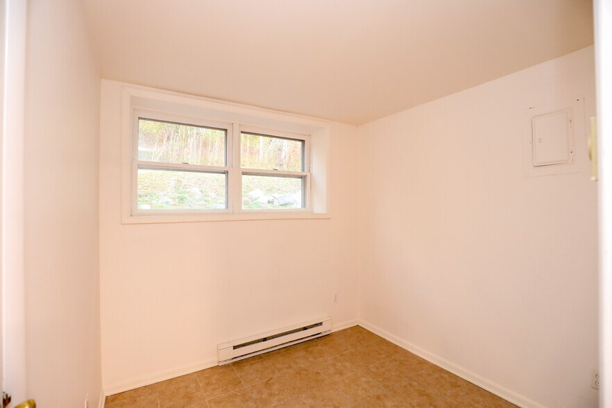 More Photos Of 3191 State Route 23, Hillsdale Apartments For Sale