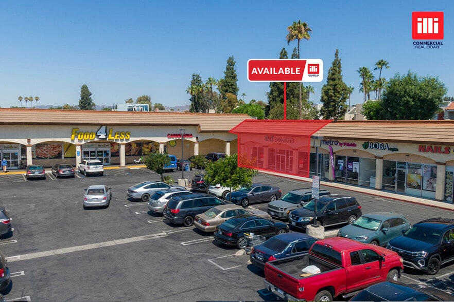 More Photos Of 20111-20149 Saticoy St, Winnetka Storefront For Lease