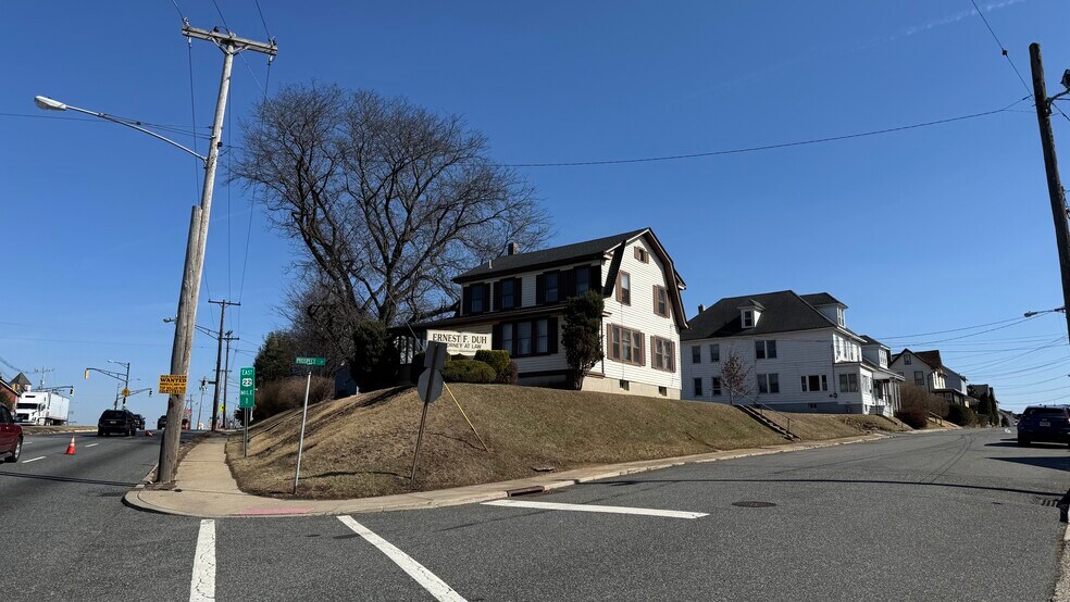 More Photos Of 522 Memorial Pky, Phillipsburg Office Residential For Sale