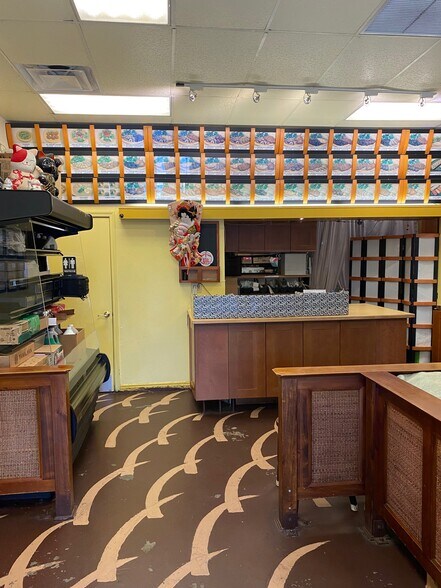 More Photos Of 9545 Reseda Blvd, Northridge Storefront For Lease