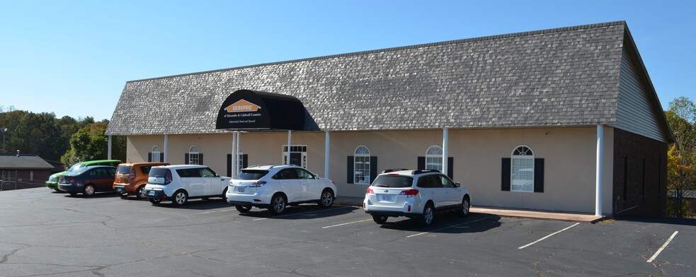 More Photos Of 1744 Connelly Springs Rd, Lenoir Office For Sale