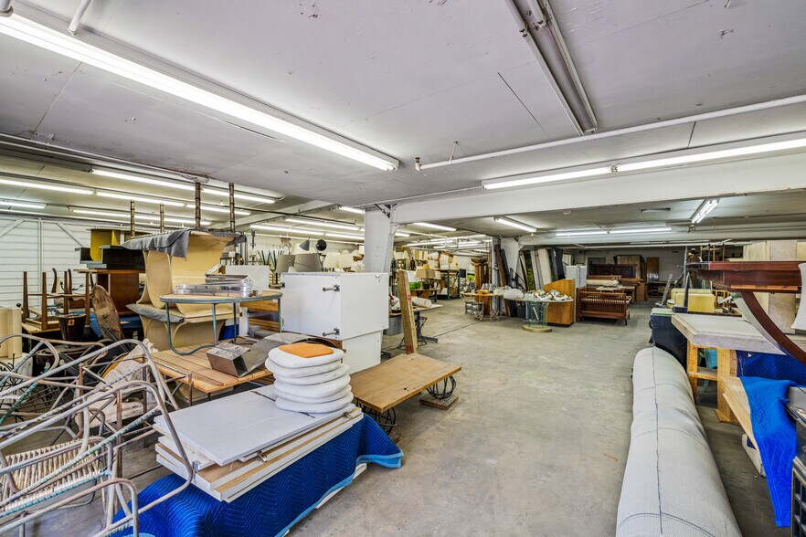 More Photos Of 4775-4779 E Ramon Rd, Palm Springs Warehouse For Sale