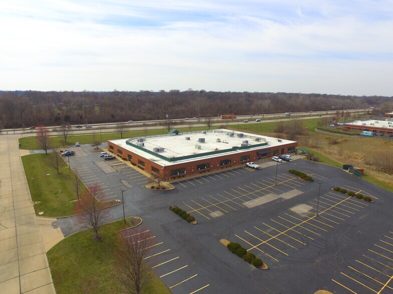 More Photos Of 2070 Little Hills Expy, Saint Charles Office For Sale