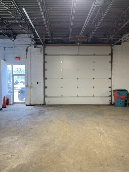 More Photos Of 1341 Hughes Ford Rd, Frederick Light Manufacturing For Sale