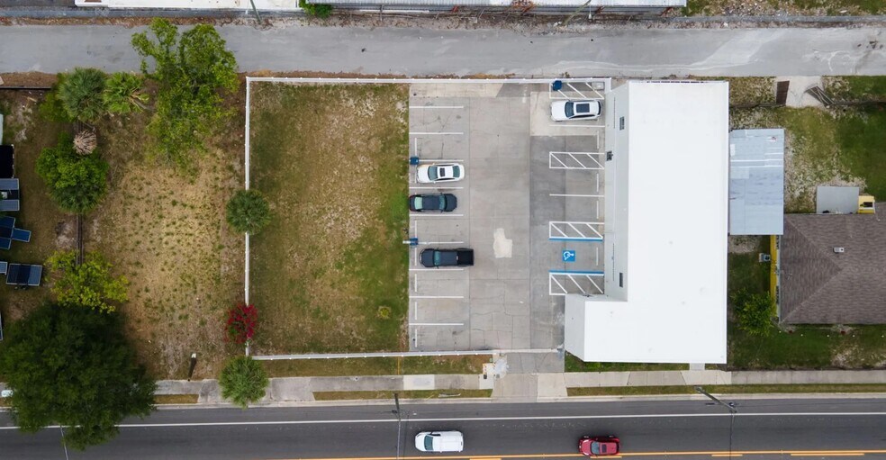 More Photos Of 2811 N 34th St, Tampa Office Residential For Sale