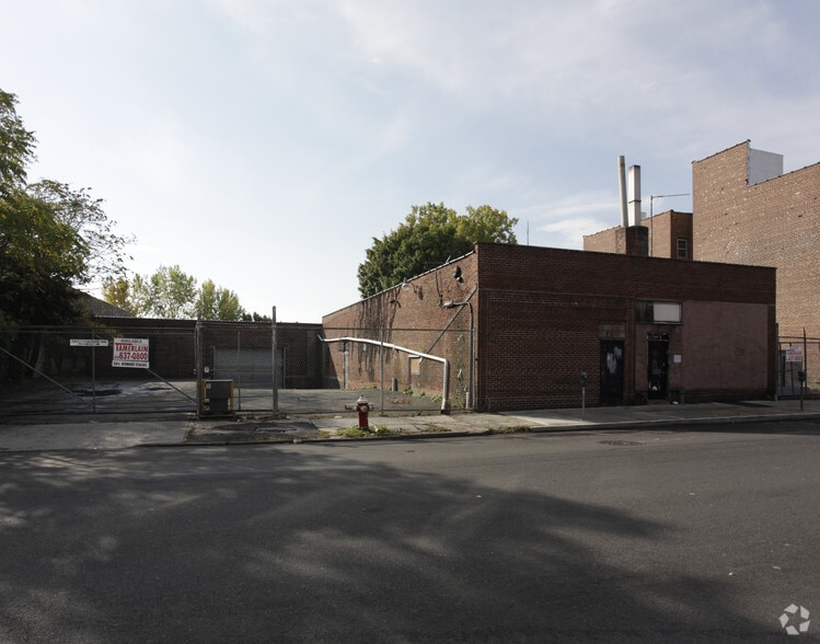 More Photos Of 150-158 E 3rd St, Mount Vernon Warehouse For Sale