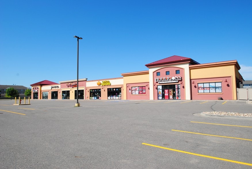 More Photos Of 3330 Sheyenne, West Fargo Storefront For Lease