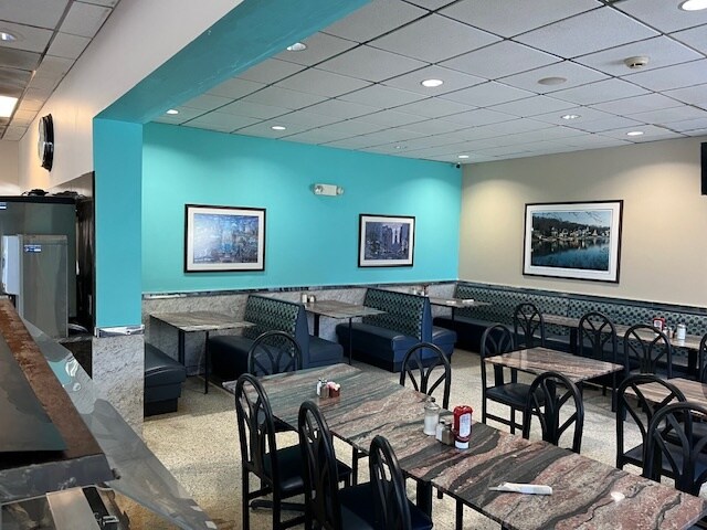 More Photos Of 51 Industrial Hwy, Essington Restaurant For Lease