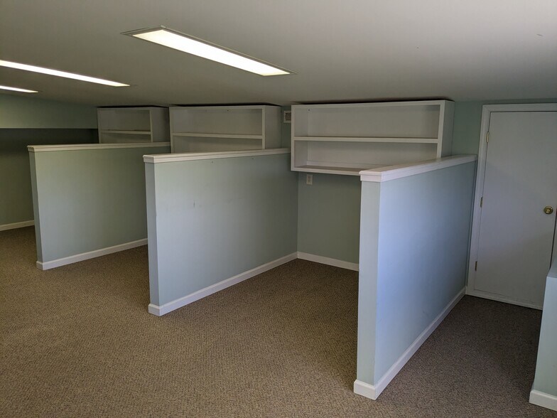 More Photos Of 5025 Old York Rd, Rock Hill Distribution For Lease