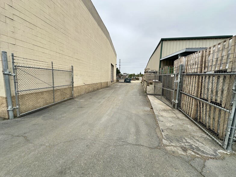 More Photos Of 2875 Orange Olive Rd, Orange Manufacturing For Lease