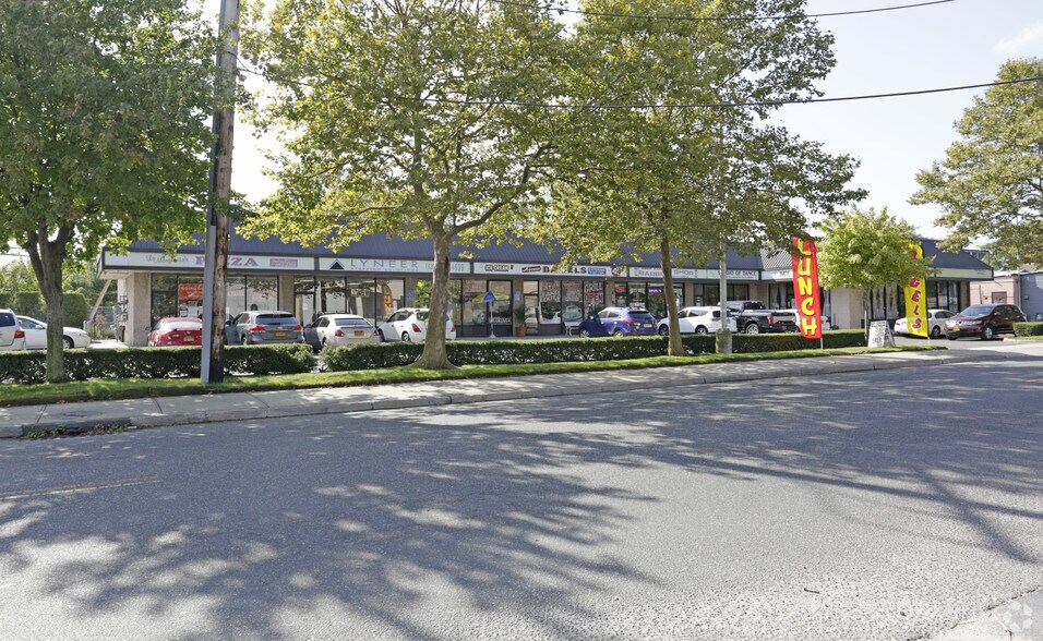 More Photos Of 848-862 Long Island Ave, Deer Park Freestanding For Lease