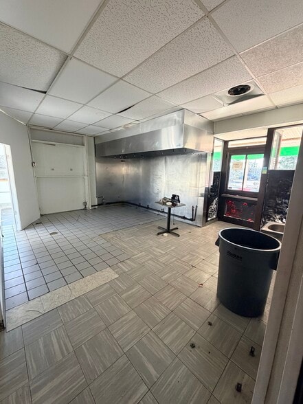 More Photos Of 709 N Main St, Glassboro Freestanding For Sale