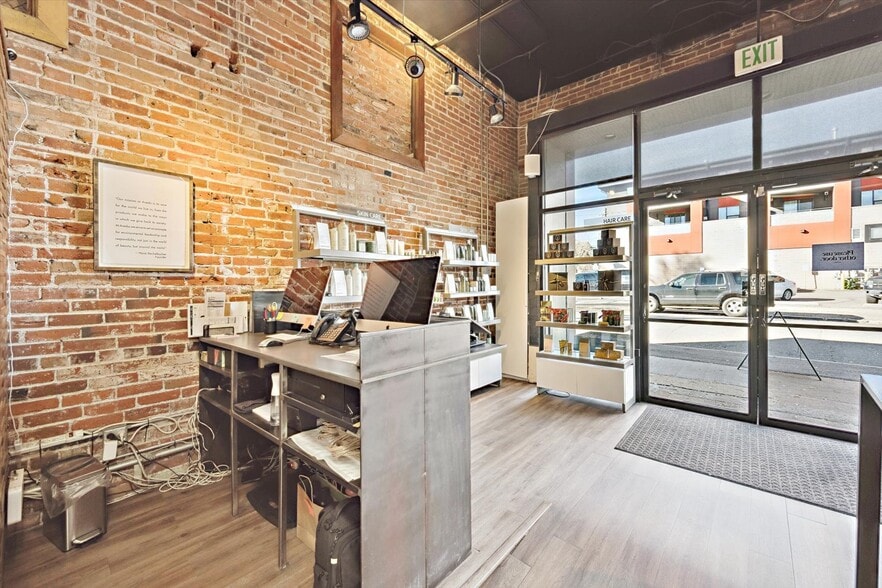 More Photos Of 3390 W 32nd Ave, Denver Storefront For Lease
