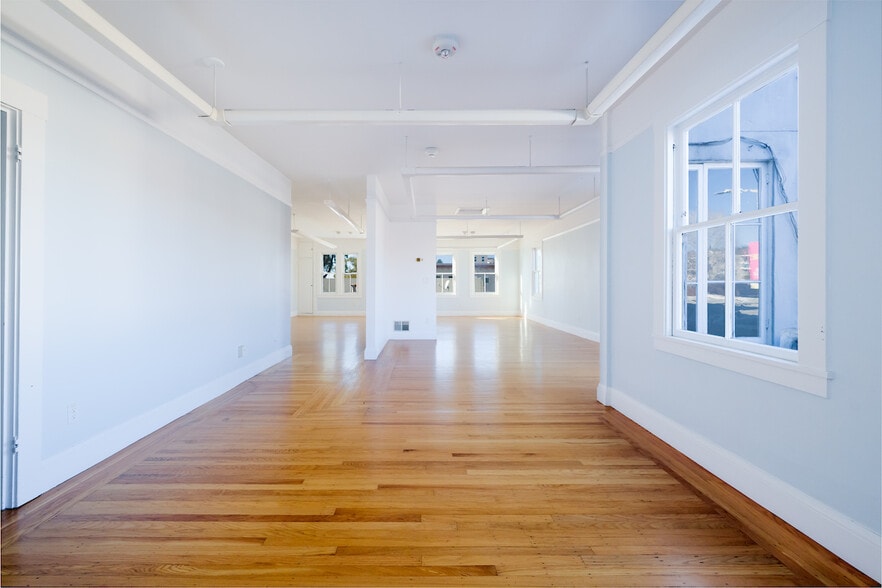 More Photos Of 1057 Solano Ave, Albany Office For Lease