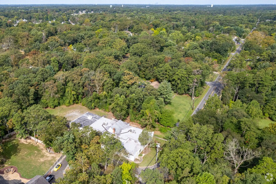 More Photos Of 579 3rd St, Atco Warehouse For Lease