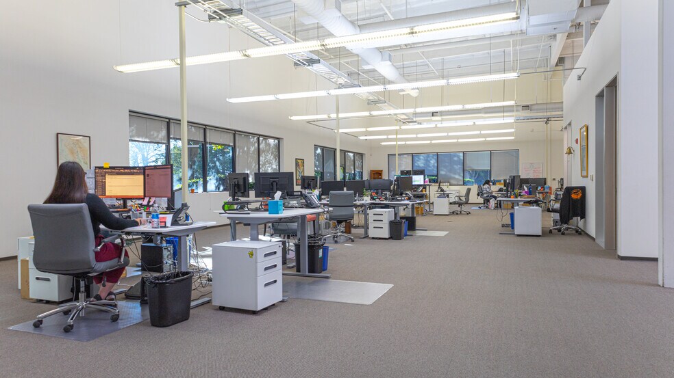 More Photos Of 435-445 Devlin Rd, Napa Research And Development For Sale