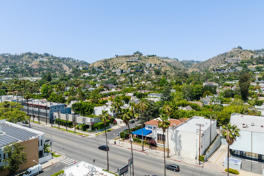 More Photos Of 7677 W Sunset Blvd, Los Angeles General Retail For Lease