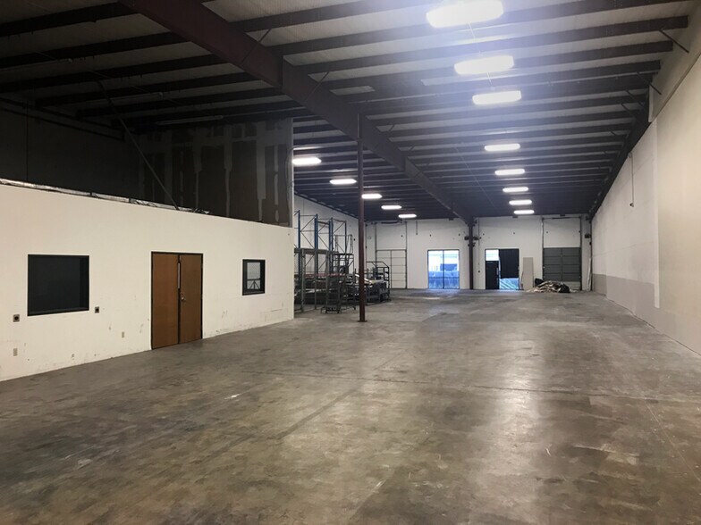 More Photos Of 3913 Todd Ln, Austin Warehouse For Lease