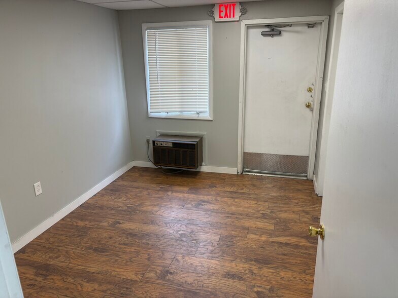 More Photos Of 355 W Main St, Norristown Office For Lease
