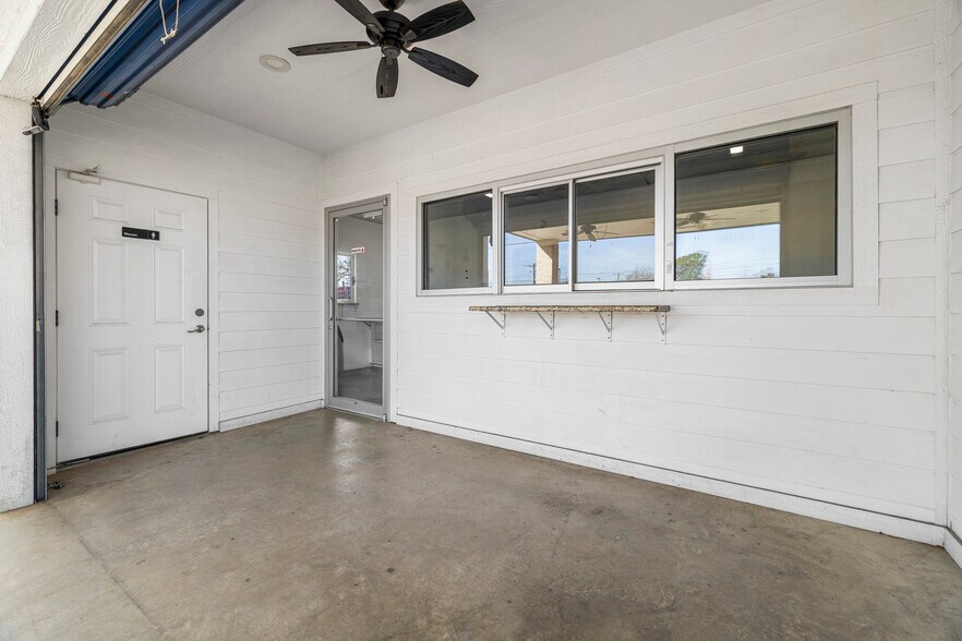 More Photos Of 207 N Henderson Blvd, Kilgore Storefront For Lease
