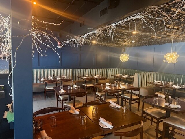 More Photos Of 266 Putnam Pike, Smithfield Storefront Retail Office For Sale