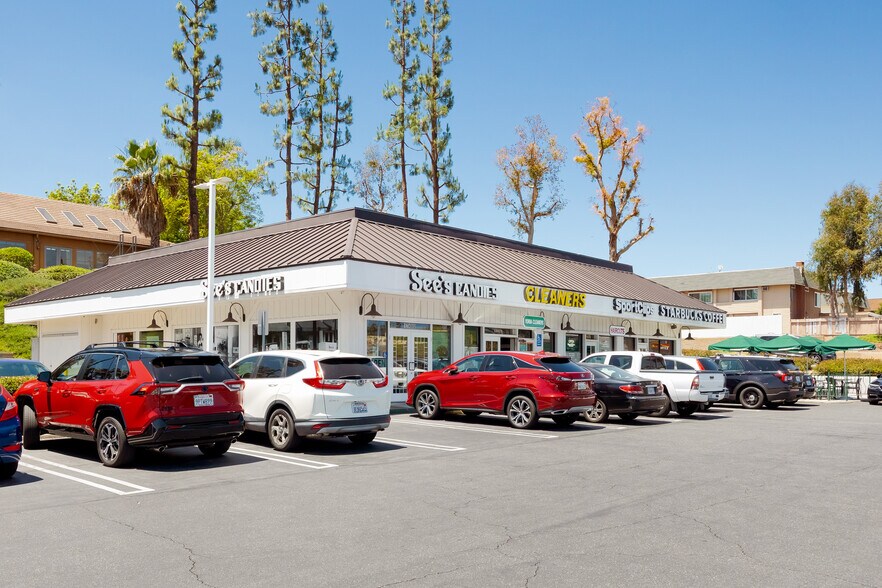 More Photos Of 17474-17580 Yorba Linda Blvd, Yorba Linda Unknown For Lease