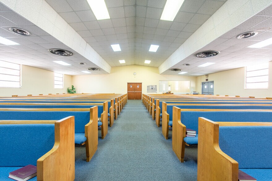 More Photos Of 4608 N Nebraska Ave, Tampa Religious Facility For Sale