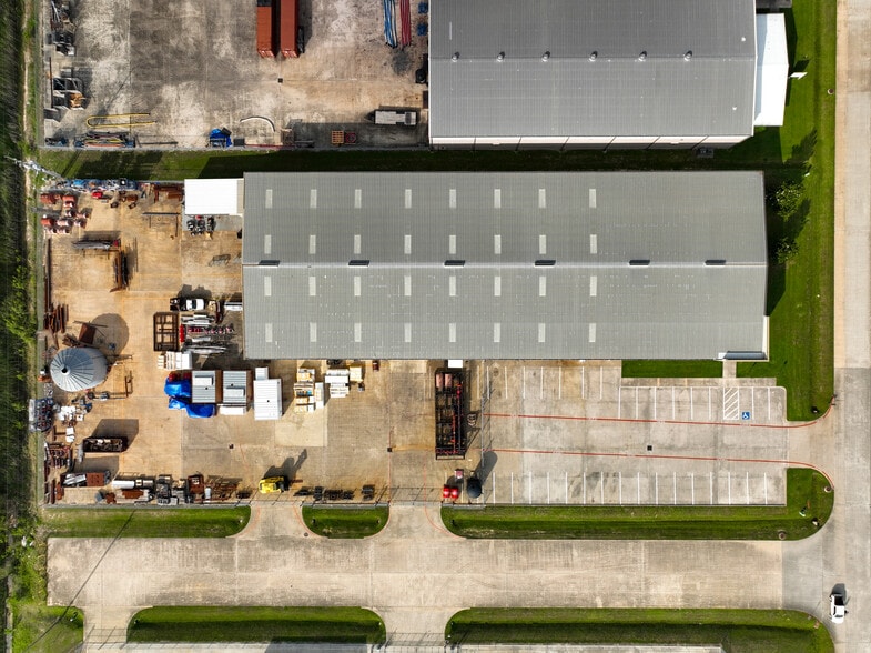 More Photos Of 6754 Willowbrook Park Dr, Houston Warehouse For Lease