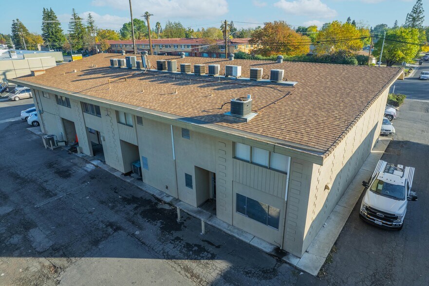 More Photos Of 2391 Arden Way, Sacramento Office For Sale