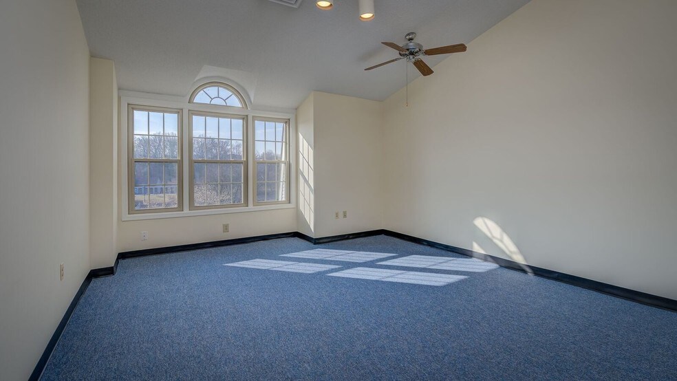 More Photos Of 8361-8379 Cherry Ln, Laurel Medical For Sale