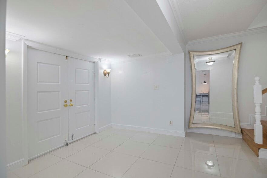 More Photos Of 1545 Miami Rd, Fort Lauderdale Apartments For Sale