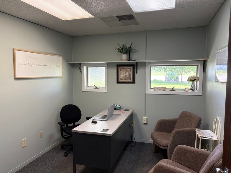 More Photos Of 505 S 12th Ave, Virginia Medical For Sale