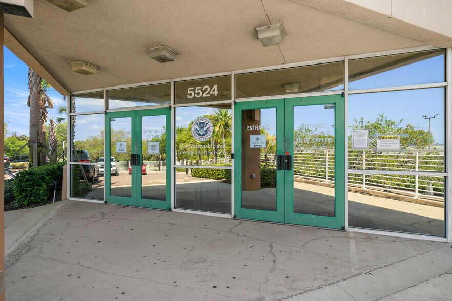 More Photos Of 5524 W Cypress St, Tampa Office For Sale