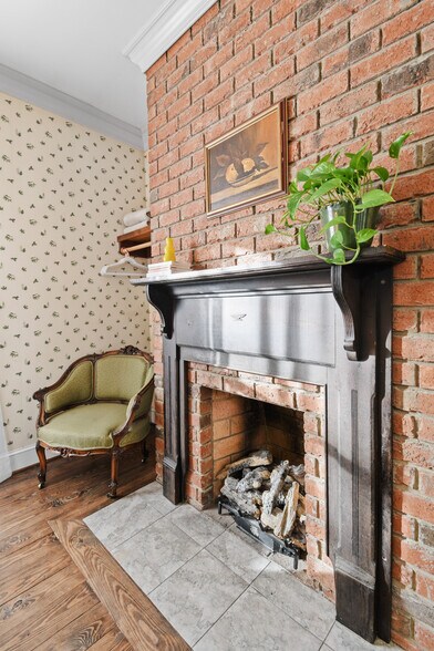 More Photos Of 204 Lawson St, Hot Springs Hotel For Sale