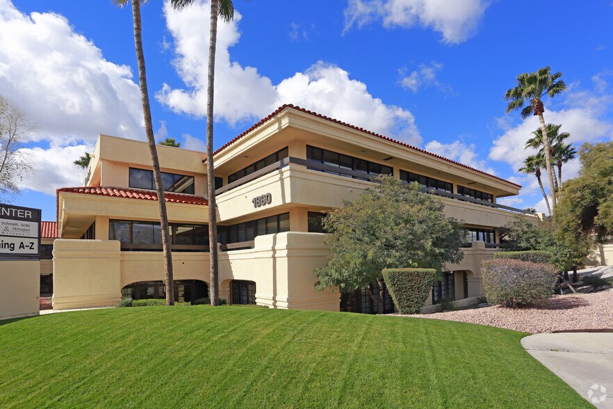 More Photos Of 1820 E River Rd, Tucson Unknown For Lease