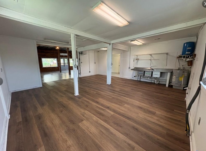 More Photos Of 2030 Broad Street Rd, Maidens General Retail For Lease